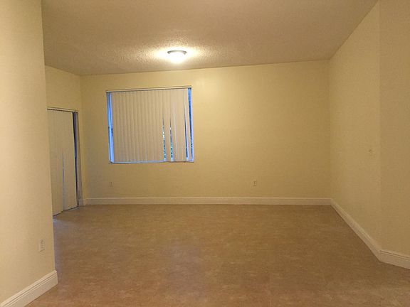 2nd image of 6960 SW 39th St #D-106