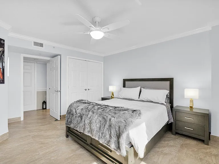 5049 N Highway A1A #1905 — Photo 29