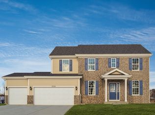 121 Hubbard Ln, Hawthorn Woods, IL 60047