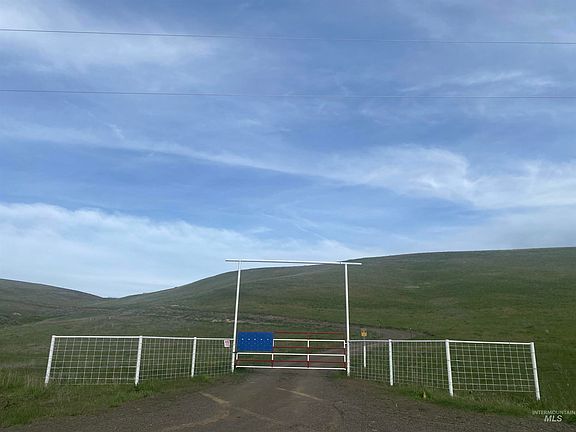 3rd image of 2856 Farm To Market Rd