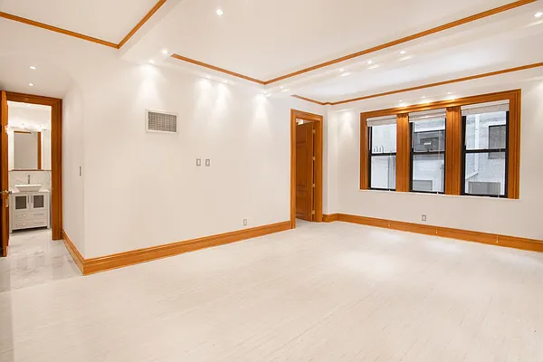 Rented by WAM Partners - William Moses Co. | media 42