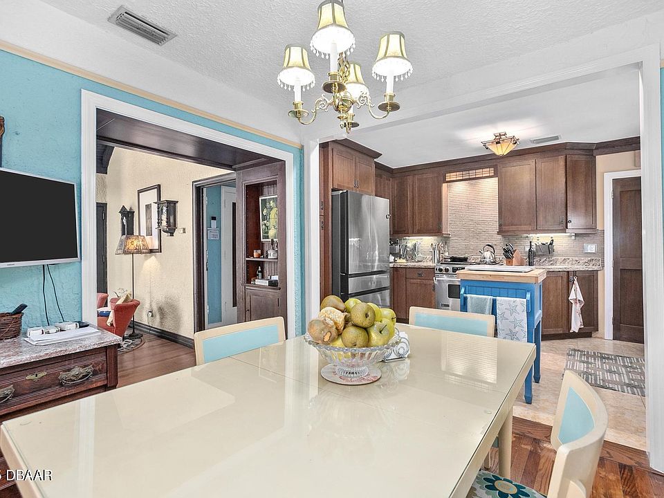 13th image of this home