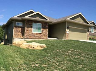 6020 SW 44th St, Topeka, KS 66610