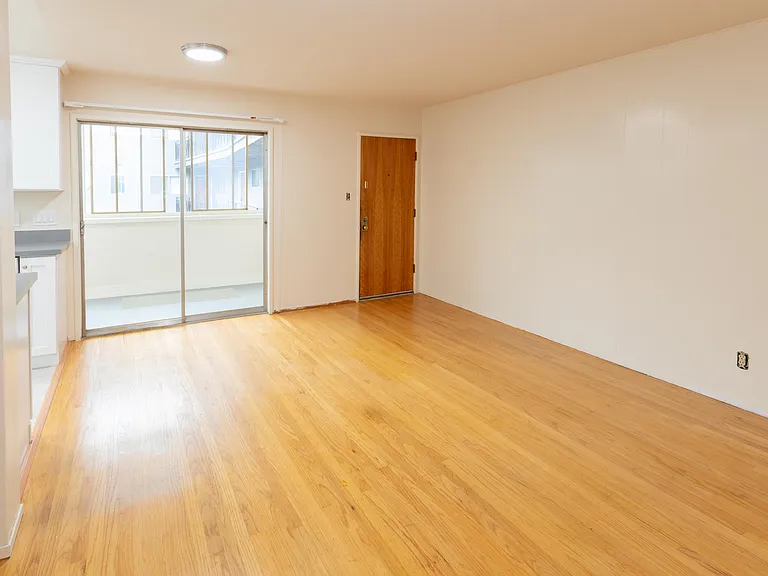 1540 Jackson St — Photo 22