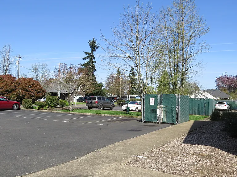 Willow Place — Photo 4