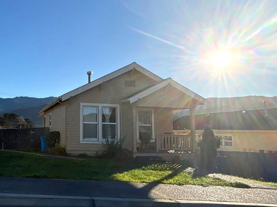 2nd image of 667 4th St
