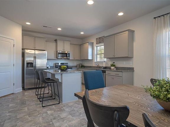 4th image of 623 Bald Ridge Cir