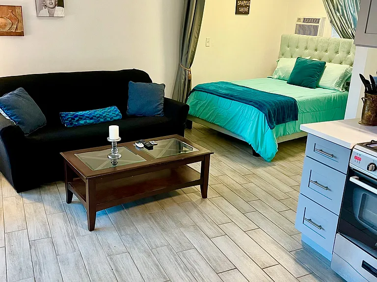 3697 S La Cienega Blvd #11 — Photo 3