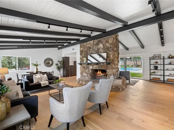 4145 Punta Alta Dr, Los Angeles, CA 90008