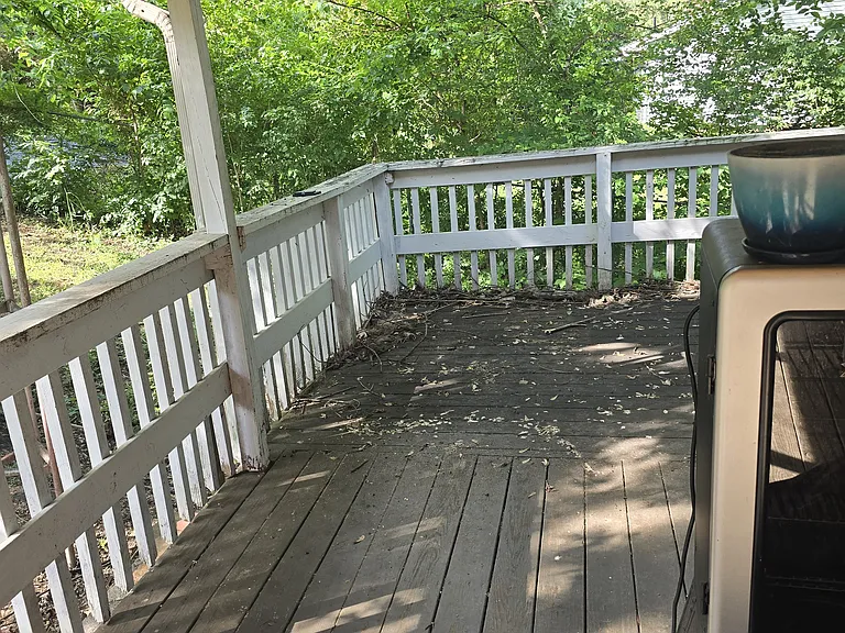 1669 Henshaw Rd — Photo 7