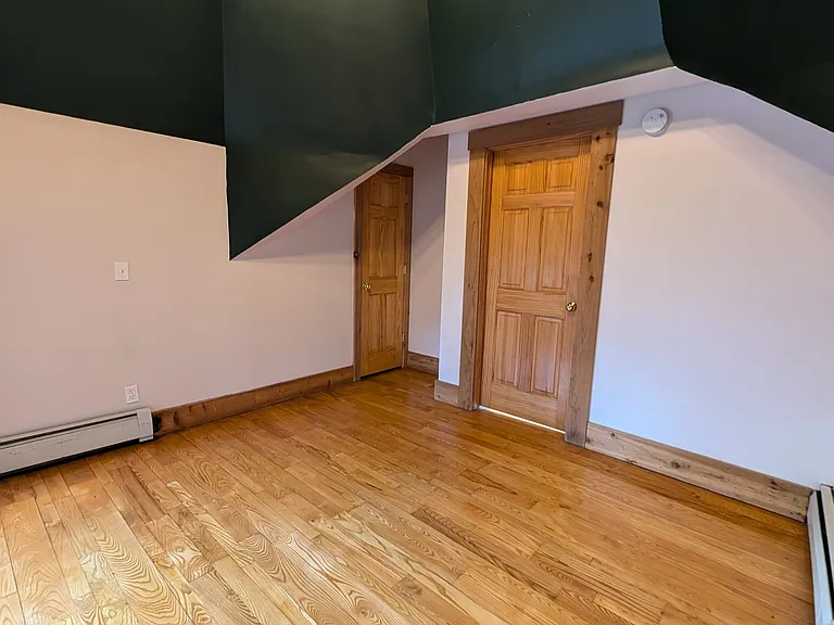 541 University Ave #5 — Photo 16