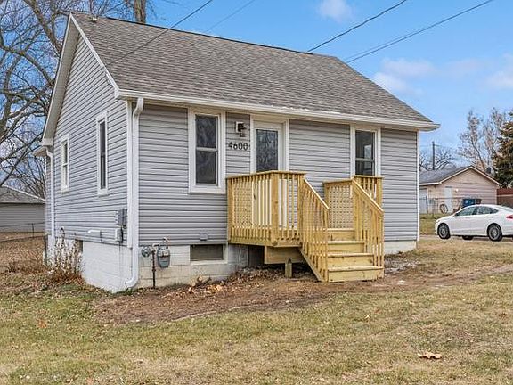 3rd image of 4600 SW 5th St