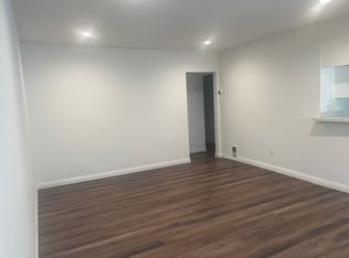 1914 W Alameda Ave #A, Burbank, CA 91506