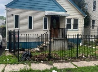 35 Chestnut Ave, Irvington, NJ 07111
