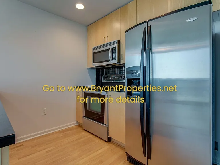 415 Church St #2402 — Photo 11