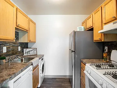 Briarwood Place Apartment Homes