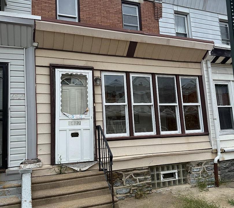 2nd image of 6427 N Lambert St