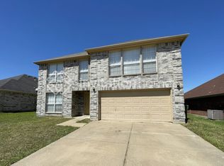 309 Quail Meadows Ln, Arlington, TX 76002