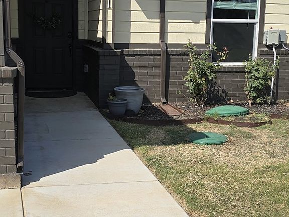 2nd image of 3021 Brazos River Dr