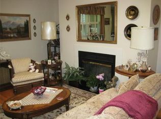 1405 Tuckers Ln, Hingham, MA 02043
