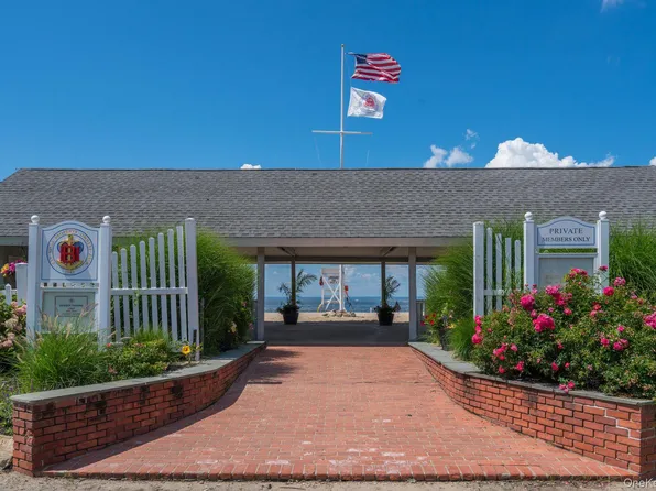 Bay Drive West, Huntington Bay, NY 11743