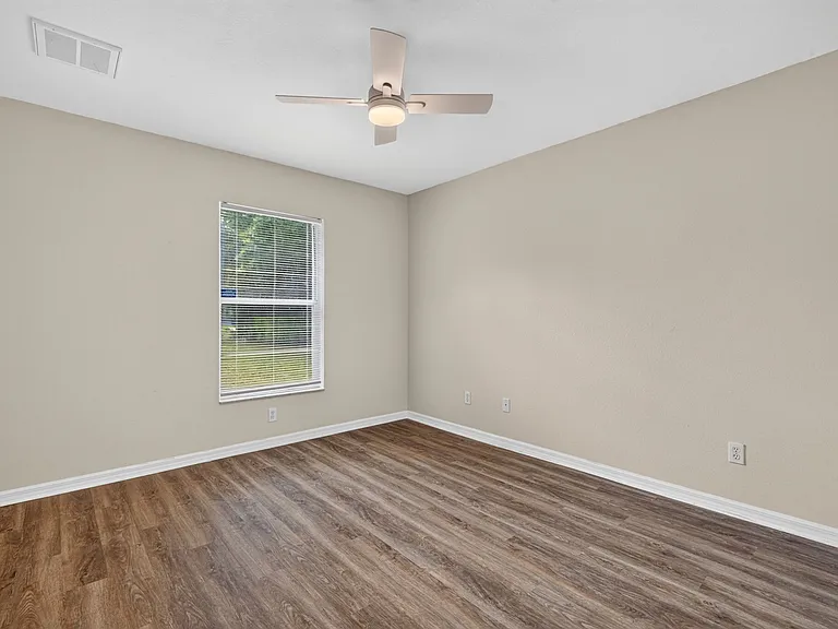 903 SE 5th Ave — Photo 20