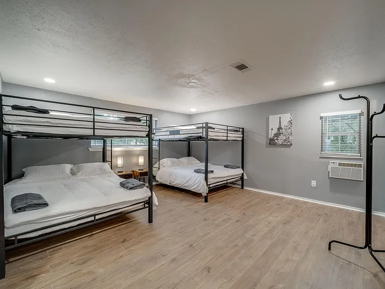 3614 Parader Ct — Photo 21
