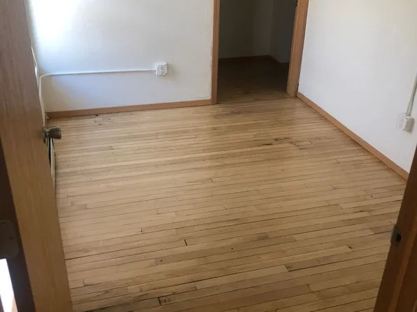 Broadway, 409 N Broadway APT 24, Green Bay, WI 54303