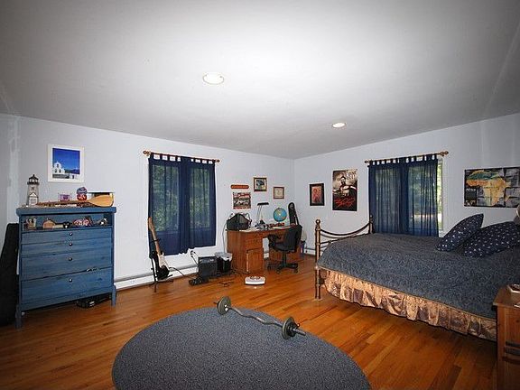 1st floor bedroom