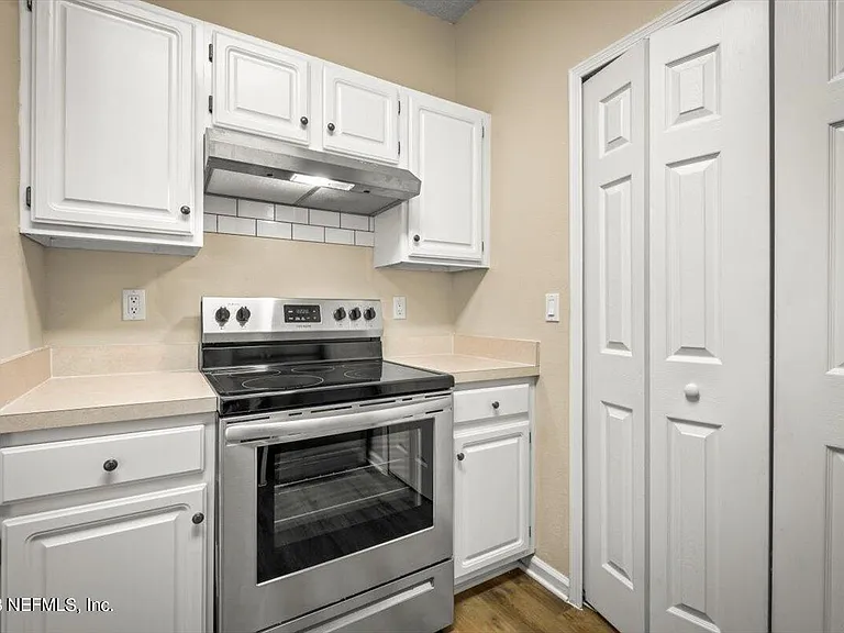 10000 Gate Pkwy N #2116 — Photo 13