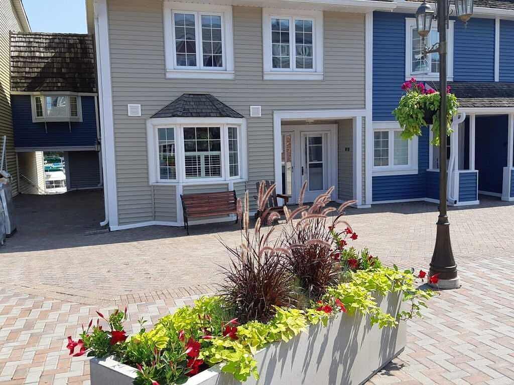 1500 Blvd W9, Pt Edward, ON N7T 7W4 Zillow