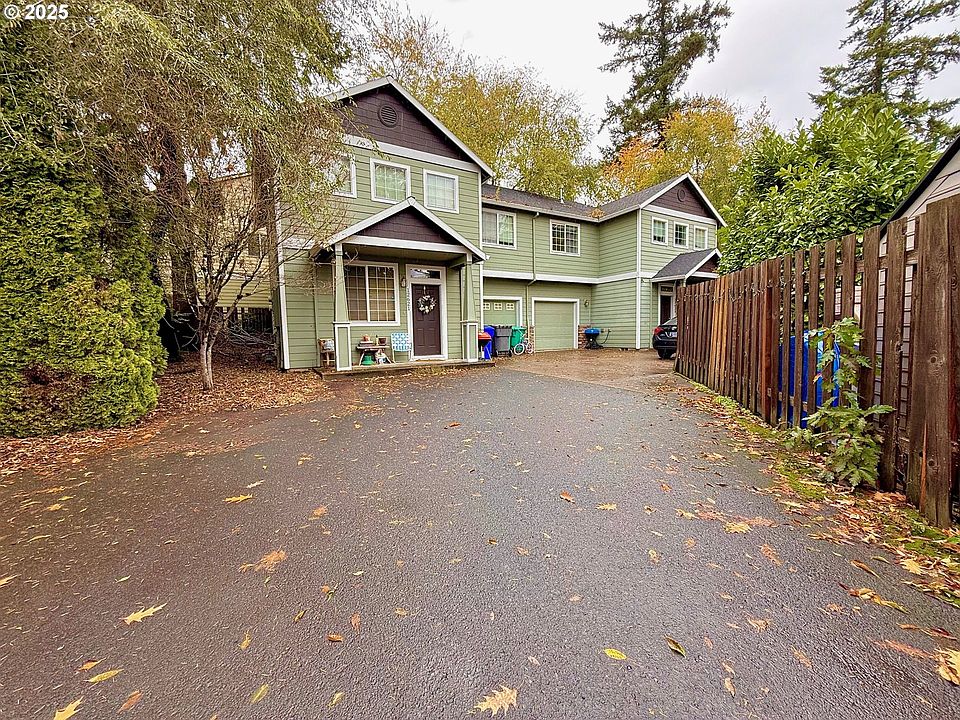 2nd image of 12621 SE Tibbetts St
