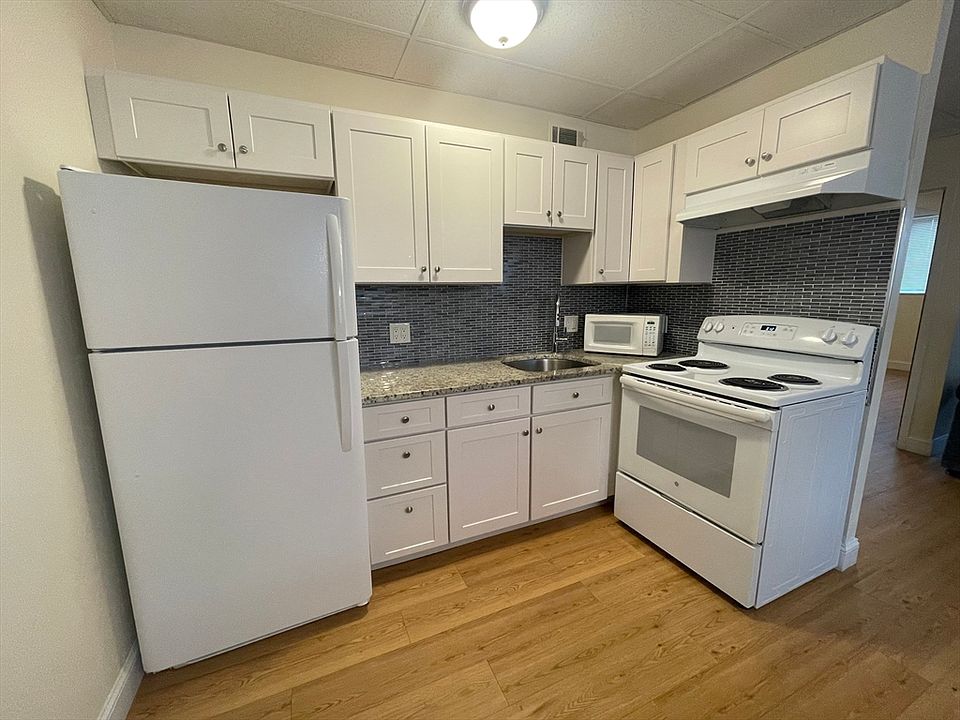 549 E 4th St APT A4, South Boston, MA 02127 | Zillow