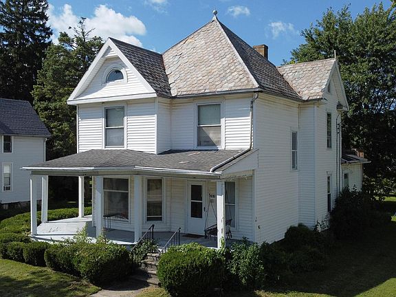 2nd image of 307 E Main St