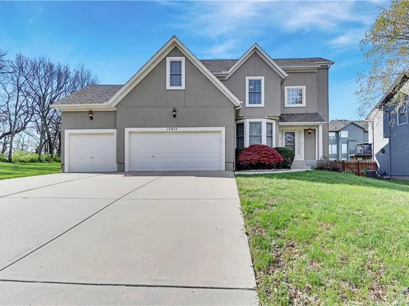 15915 W 160th Ter, Olathe, KS 66062