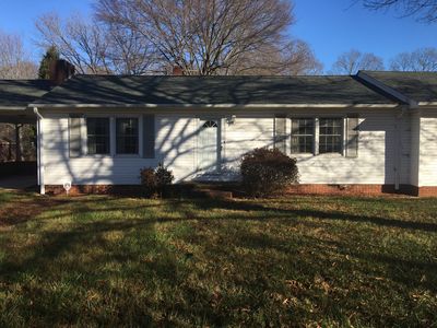 801 W Jackson St, Mayodan, NC, 27027