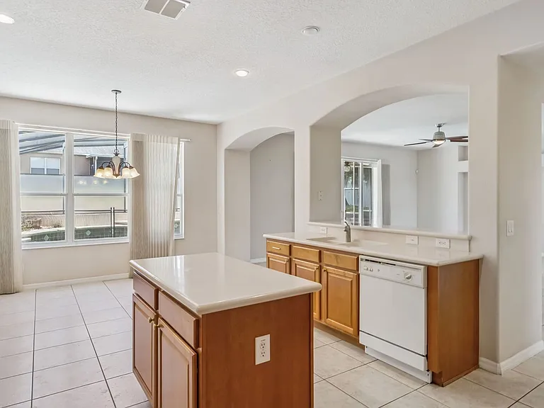2714 Plumberry Ave — Photo 12