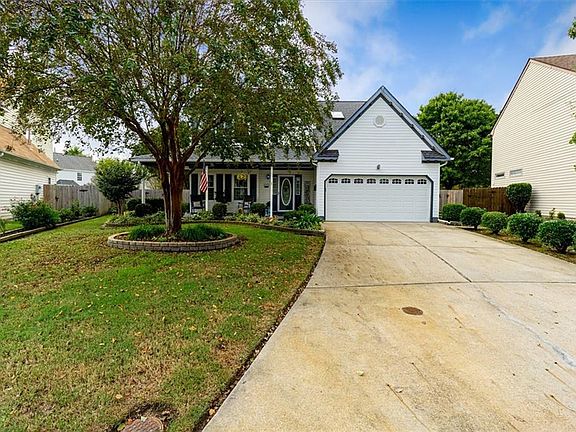 3rd image of 2205 Arrowstone Ct