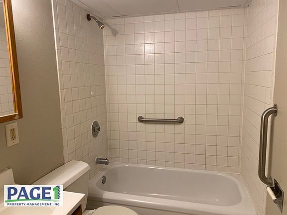 4th image of 7812 Venus St #15