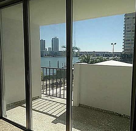 2nd image of 2780 NE 183rd St #Penthouse 02