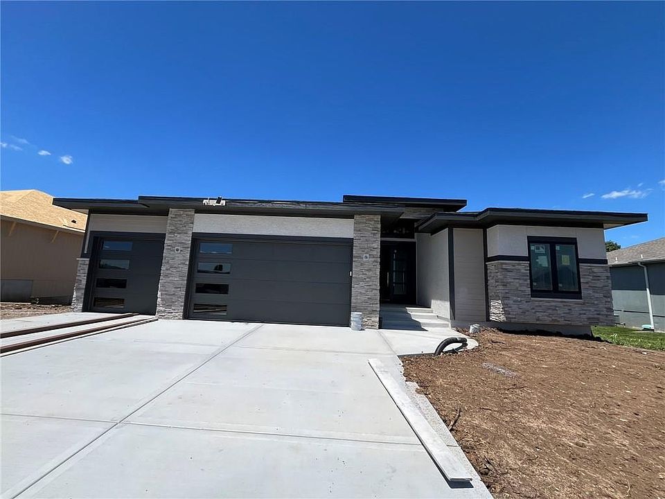 1st image of 510 Bentwater Dr
