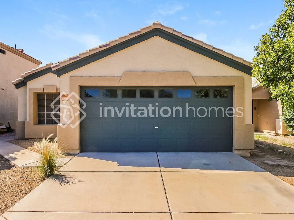 1st image of 10933 E Clovis Ave