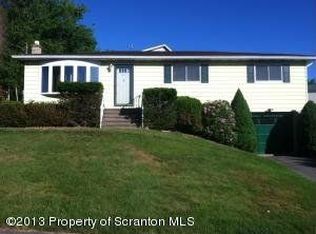 100R 5th St, Moosic, PA 18507