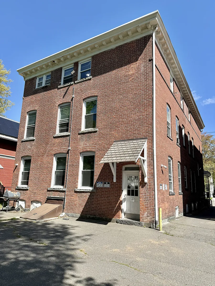 Building Photo - 322 Edgewood Ave #2B
