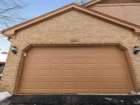 4th image of 2162 London Bridge Dr