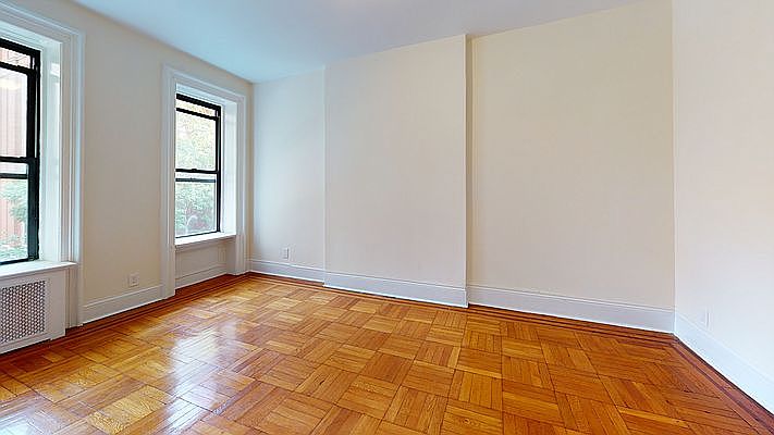 1st image of 212 E 87th St #3A
