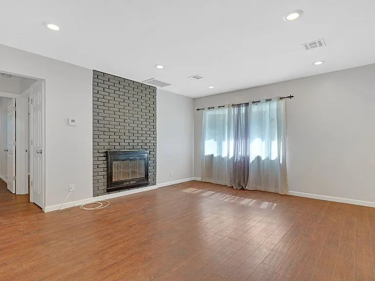 67 Woodland Ave — Photo 6