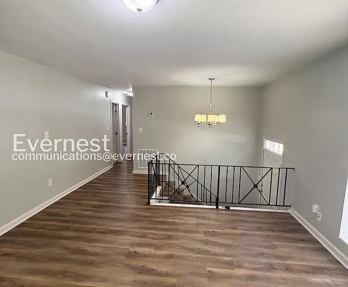 221 Whipporwill Way — Photo 6