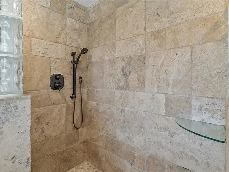 2795-A N Beach Rd #A — Photo 28