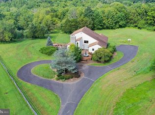 3039 Wonzeigler Rd, Pennsburg, PA 18073